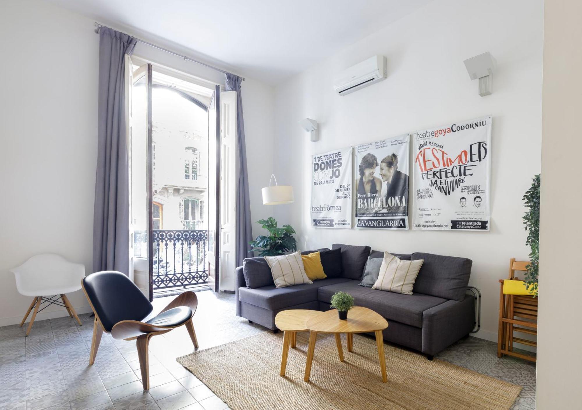 The Barcelona Centric Apt By Maison Pinata Exterior photo
